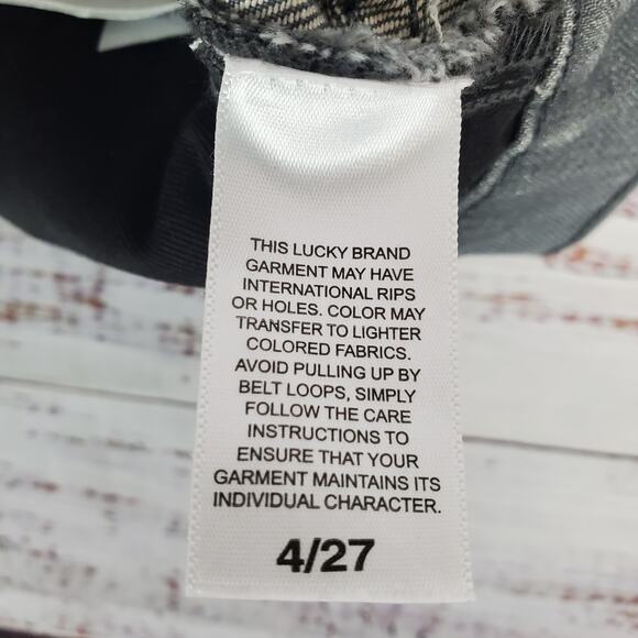 Lucky Brand Denim Mini Skirt Size 4 Gray High Rise Jean Frayed Raw Hem Festival - Picture 10 of 12